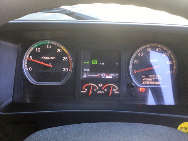 いすゞギガダンプ大型（10t）[写真29]