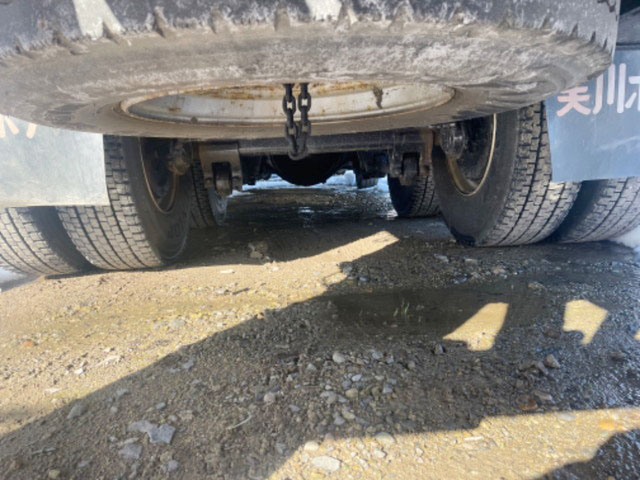 UDトラックスクオンアルミブロック大型（10t）[写真12]