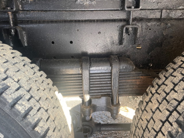 UDトラックスクオンアルミブロック大型（10t）[写真15]