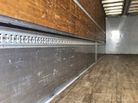 いすゞギガアルミウイング大型（10t）[写真08]