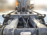 いすゞギガアームロール大型（10t）[写真10]