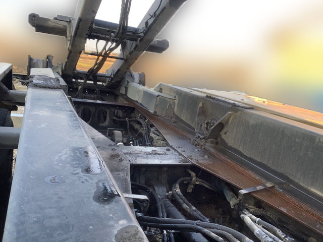 いすゞギガアームロール大型（10t）[写真14]