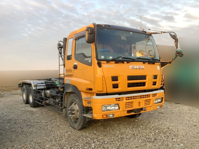 いすゞギガアームロール大型（10t）[写真03]