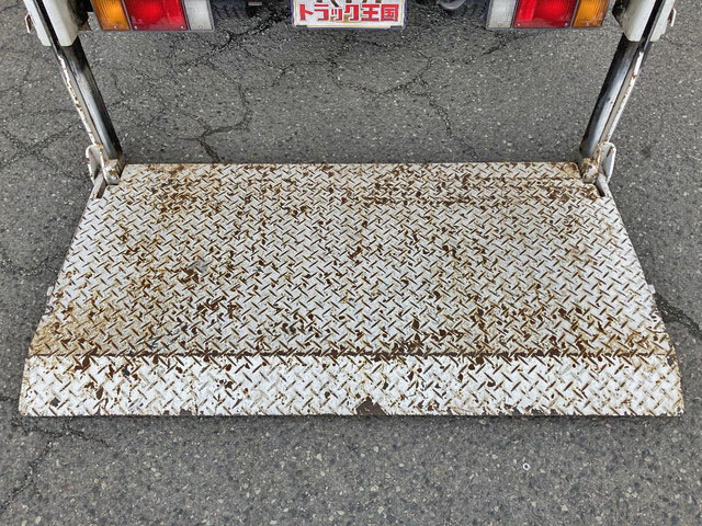 いすゞエルフ平ボディ小型（2t・3t）[写真14]