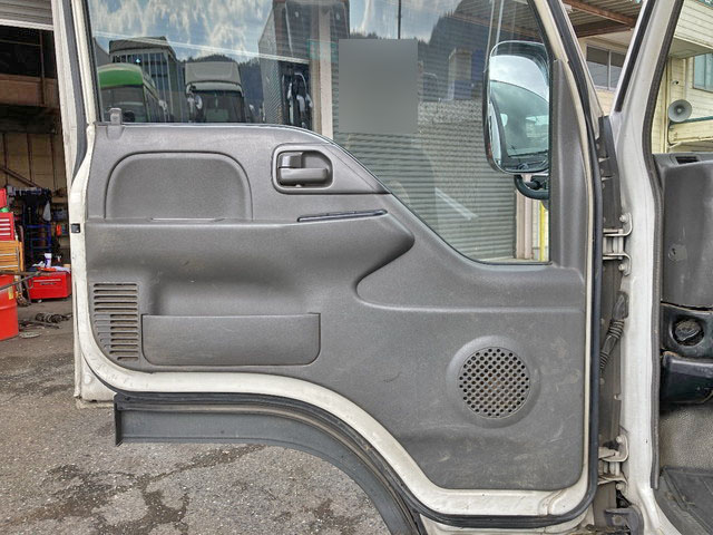 いすゞエルフ平ボディ小型（2t・3t）[写真23]