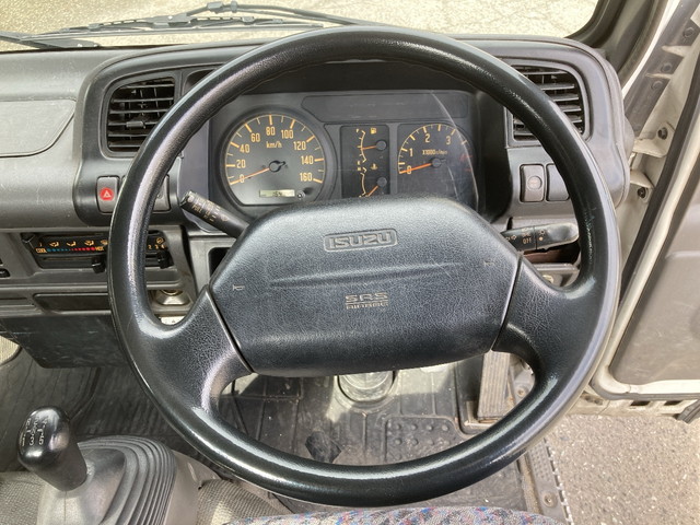 いすゞエルフ平ボディ小型（2t・3t）[写真30]