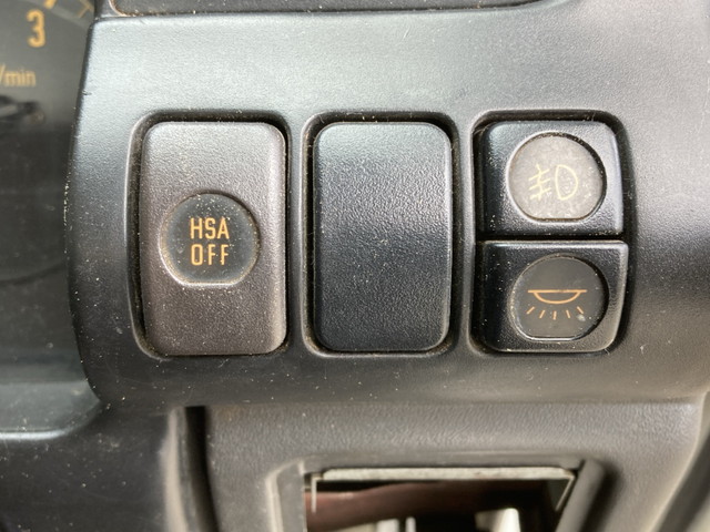 いすゞエルフ平ボディ小型（2t・3t）[写真33]