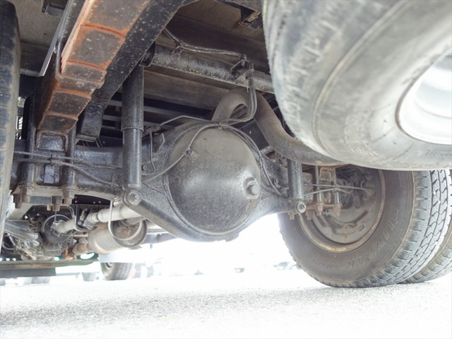 三菱ふそうキャンタークレーン4段小型（2t・3t）[写真13]