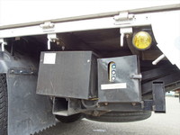 三菱ふそうキャンタークレーン4段小型（2t・3t）[写真08]