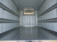 三菱ふそうキャンター冷凍車（冷蔵車）小型（2t・3t）[写真03]