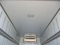 三菱ふそうキャンター冷凍車（冷蔵車）小型（2t・3t）[写真04]