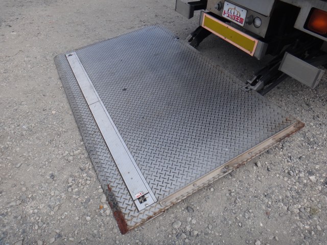 UDトラックスコンドルアルミウイング中型（4t）[写真02]