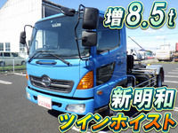 日野レンジャーアームロール増トン（6t・8t）[写真01]