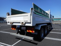 いすゞギガダンプ大型（10t）[写真02]