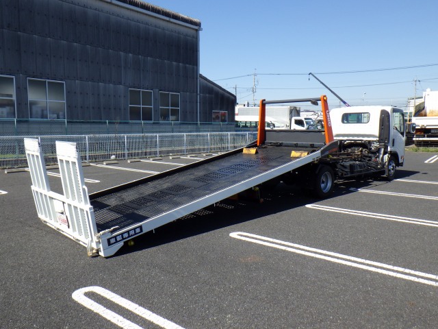 いすゞエルフセーフティローダー小型（2t・3t）[写真02]