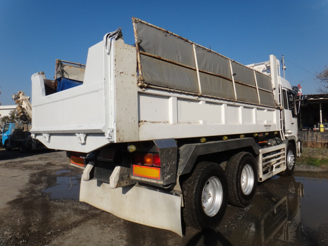 日野プロフィアダンプ大型（10t）[写真02]