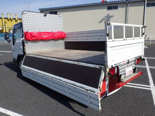 いすゞエルフ平ボディ小型（2t・3t）[写真02]