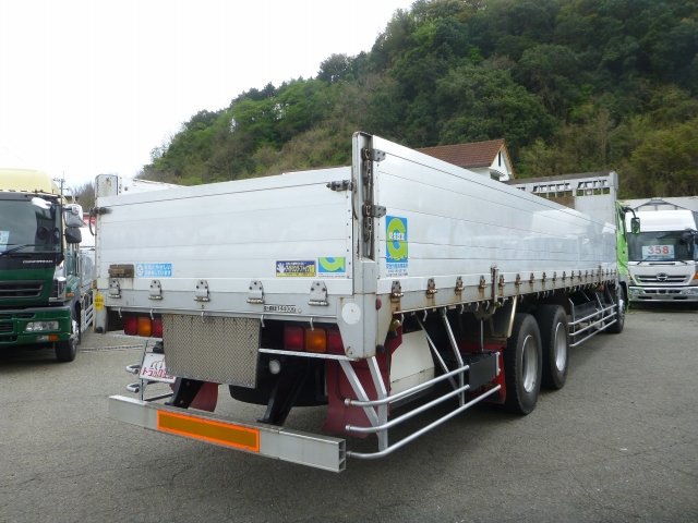 三菱ふそうスーパーグレートアルミブロック大型（10t）[写真02]