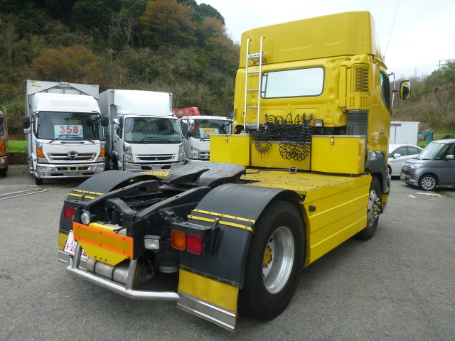 日野プロフィアトレーラーヘッド（トラクターヘッド）大型（10t）[写真02]