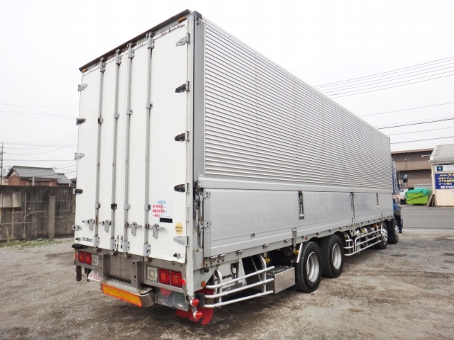 日野プロフィアアルミウイング大型（10t）[写真02]