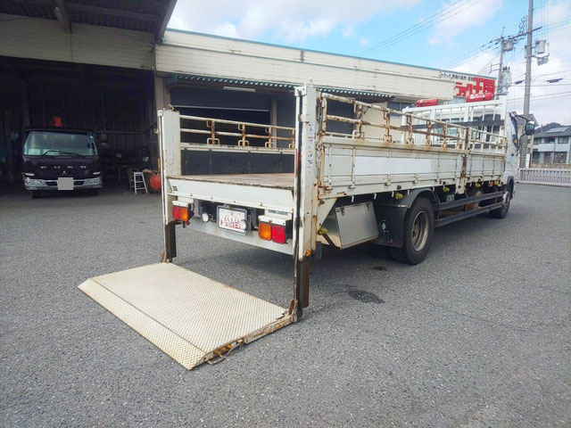 三菱ふそうファイター平ボディ増トン（6t・8t）[写真02]