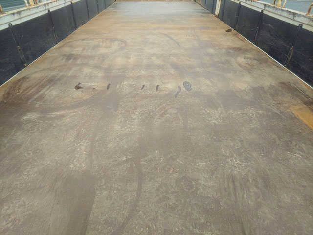 三菱ふそうファイター平ボディ増トン（6t・8t）[写真09]