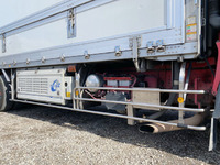 いすゞギガ冷蔵冷凍ウイング大型（10t）[写真18]