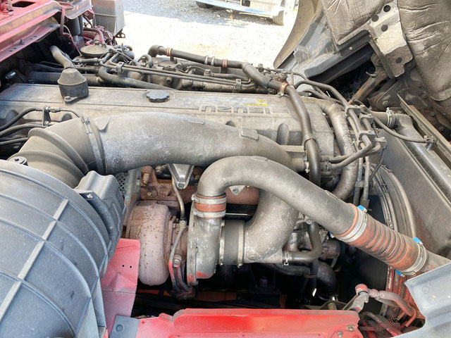 いすゞギガ冷蔵冷凍ウイング大型（10t）[写真27]