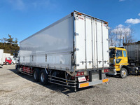 いすゞギガ冷蔵冷凍ウイング大型（10t）[写真04]