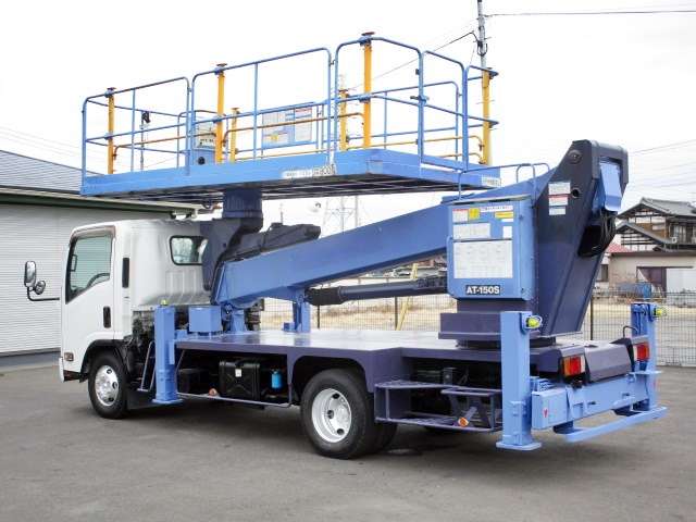 いすゞエルフ高所作業車小型（2t・3t）[写真03]