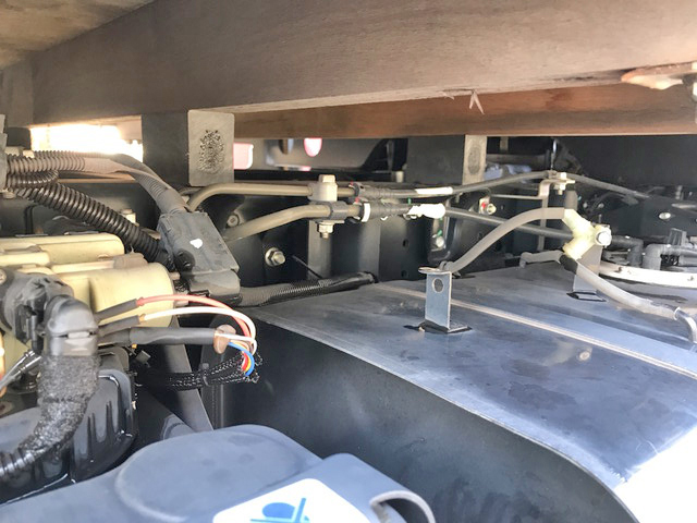 三菱ふそうキャンター平ボディ小型（2t・3t）[写真22]