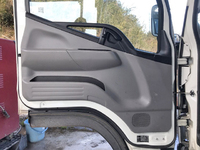 三菱ふそうキャンター平ボディ小型（2t・3t）[写真28]