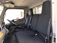 三菱ふそうキャンター平ボディ小型（2t・3t）[写真31]