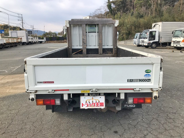 三菱ふそうキャンター平ボディ小型（2t・3t）[写真09]