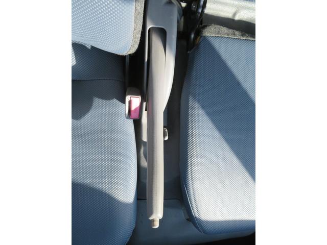 三菱ふそうキャンターダンプ小型（2t・3t）[写真22]