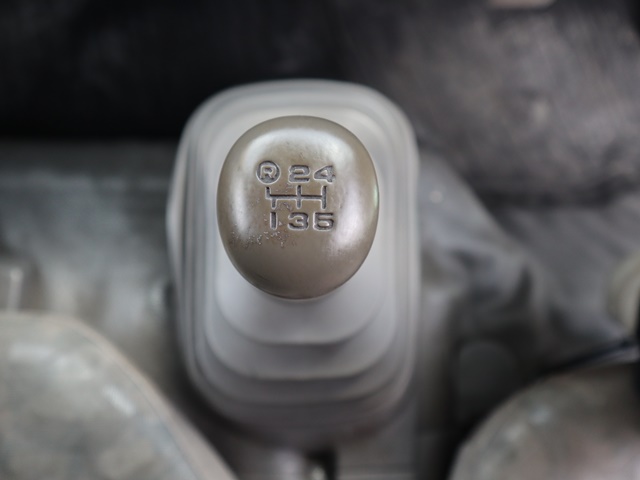 日野デュトロ高所作業車小型（2t・3t）[写真28]