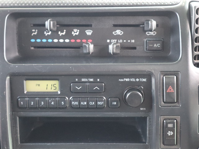 日野デュトロ高所作業車小型（2t・3t）[写真31]