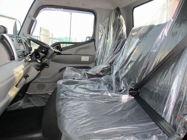 三菱ふそうキャンタークレーン4段小型（2t・3t）[写真08]