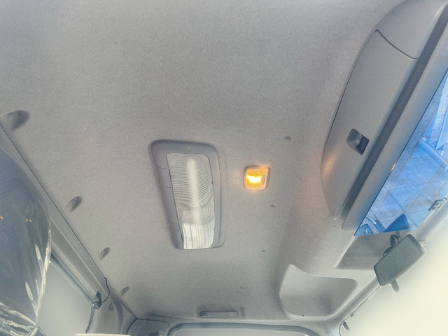 いすゞフォワードユニック4段中型（4t）[写真27]