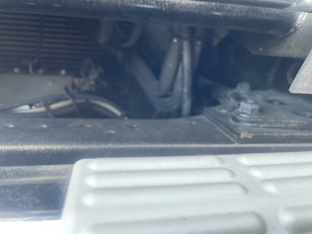 いすゞフォワードユニック4段中型（4t）[写真07]