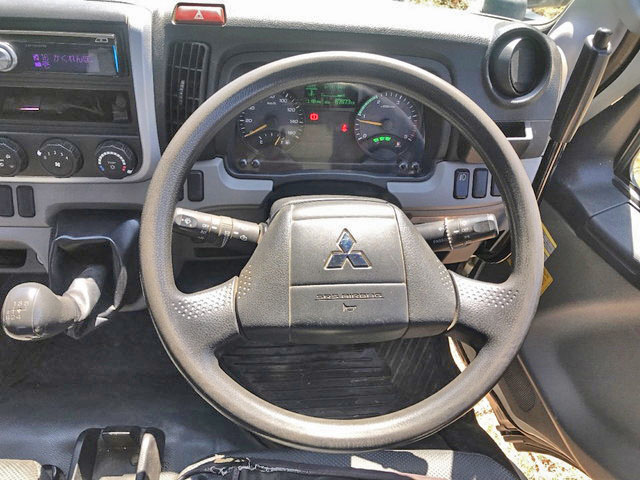 三菱ふそうキャンターダンプ小型（2t・3t）[写真23]