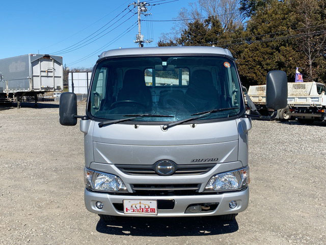 日野デュトロ平ボディ小型（2t・3t）[写真06]
