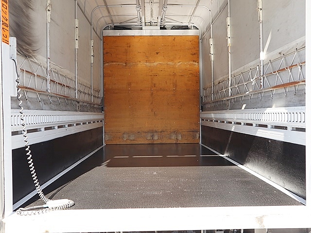 いすゞエルフ幌ウイング小型（2t・3t）[写真11]