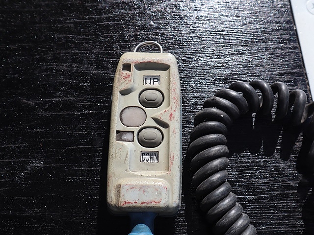 いすゞエルフ幌ウイング小型（2t・3t）[写真15]