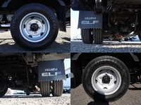 いすゞエルフ幌ウイング小型（2t・3t）[写真30]