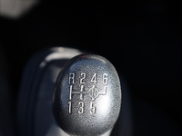 いすゞエルフ幌ウイング小型（2t・3t）[写真33]