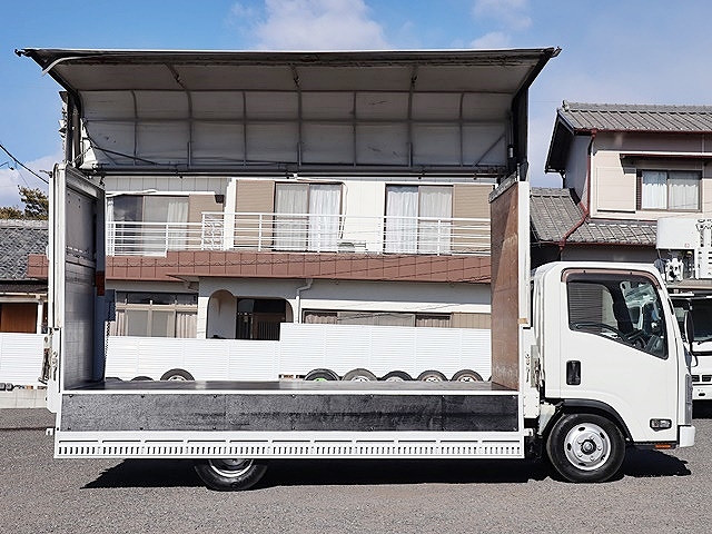 いすゞエルフ幌ウイング小型（2t・3t）[写真08]