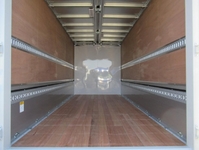 三菱ふそうキャンターアルミウイング小型（2t・3t）[写真22]