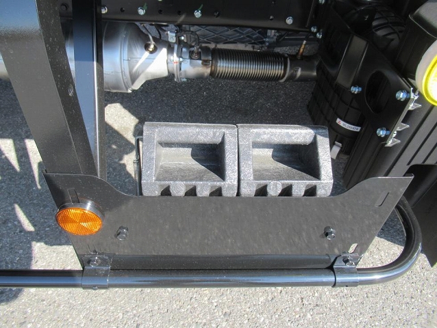 三菱ふそうキャンターアルミウイング小型（2t・3t）[写真29]