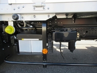 三菱ふそうキャンターアルミウイング小型（2t・3t）[写真32]